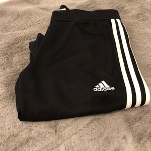 Adidas lightweight joggers with ankle zips.Side pockets zippers. Euc
